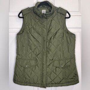 Izod Women’s Quilted Vest - Green - Size Large